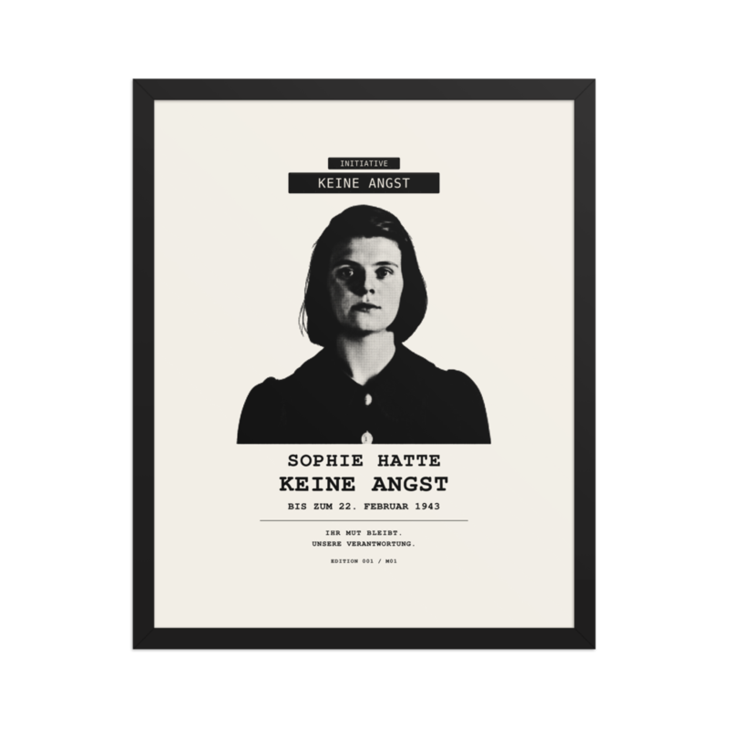 Sophie Scholl – Gerahmtes Poster auf verbessertem mattem Papier · Black · enhanced-matte-paper-framed-poster-(in)-black-16x20-front-6aa05a49775db.png