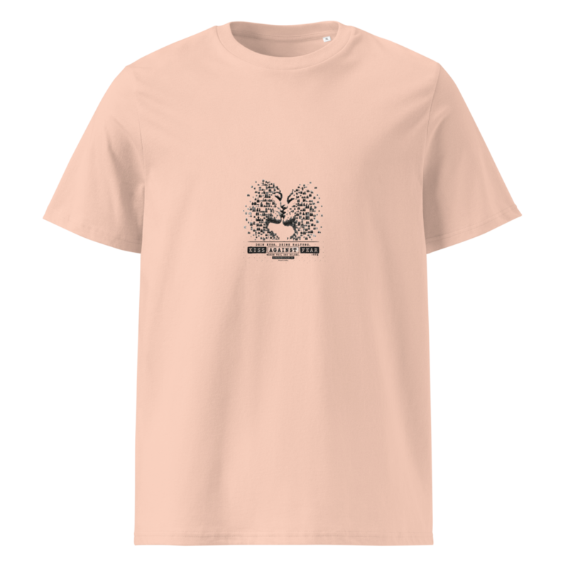Kiss Against Fear – Deutsch – Unisex T-Shirt aus Bio-Baumwolle Creator 2.0 · Fraiche Peche · unisex-organic-cotton-creator-2.0-t-shirt-fraiche-peche-front-6aa1a0e4eac36.png