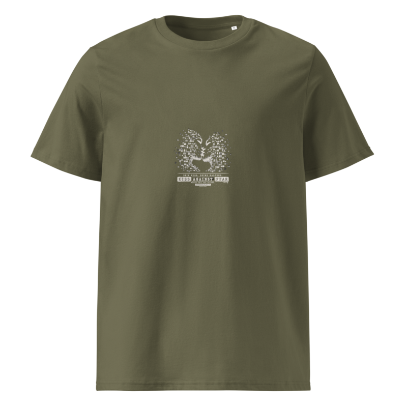 Kiss Against Fear – Deutsch – Unisex T-Shirt aus Bio-Baumwolle Creator 2.0 · Khaki · unisex-organic-cotton-creator-2.0-t-shirt-khaki-front-6aa1a0e92395f.png
