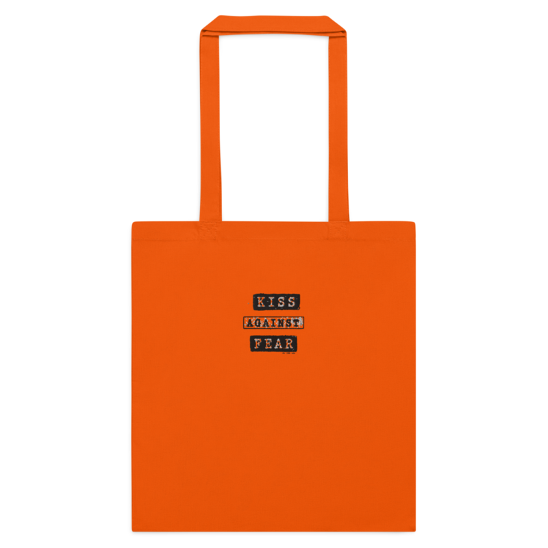 Kiss Against Fear – Deutsch – Baumwolltasche mit langen Henkeln · Orange · cotton-color-tote-bag-orange-front-6aa24d6649767.png