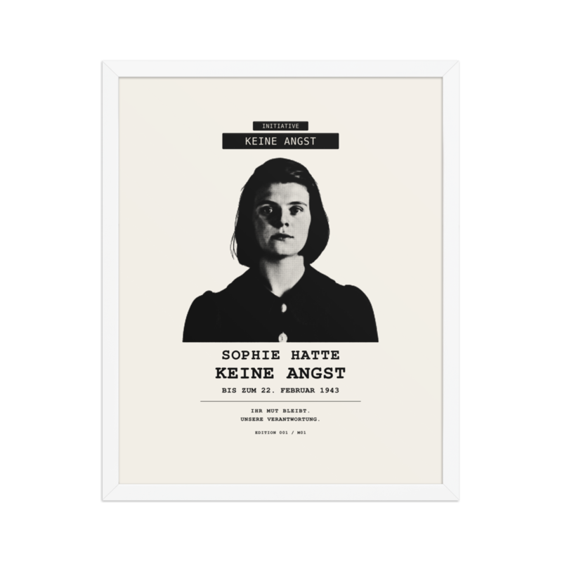 Sophie Scholl – Gerahmtes Poster auf verbessertem mattem Papier · White · enhanced-matte-paper-framed-poster-(in)-white-16x20-front-6aa05b0f96559.png