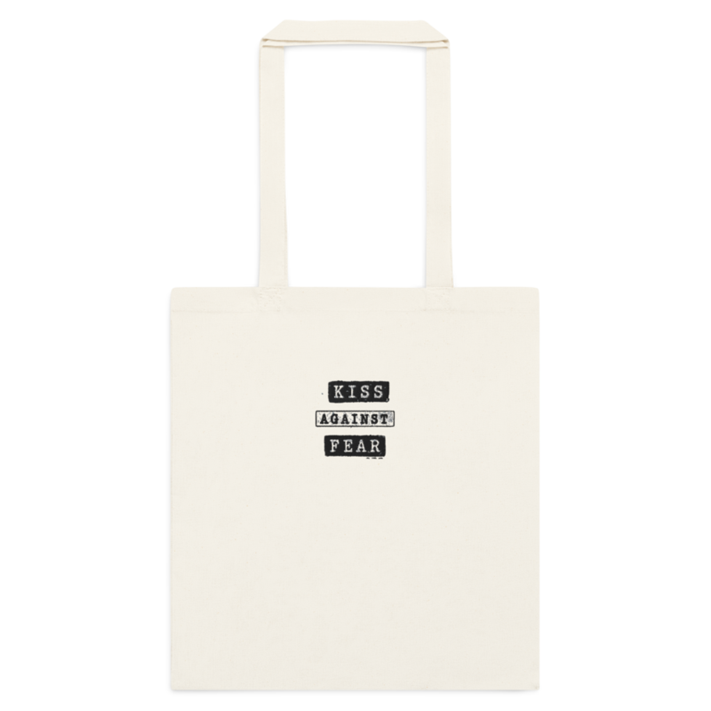 Kiss Against Fear – Deutsch – Baumwolltasche mit langen Henkeln · Natural · cotton-color-tote-bag-natural-front-6aa24d663e56a.png