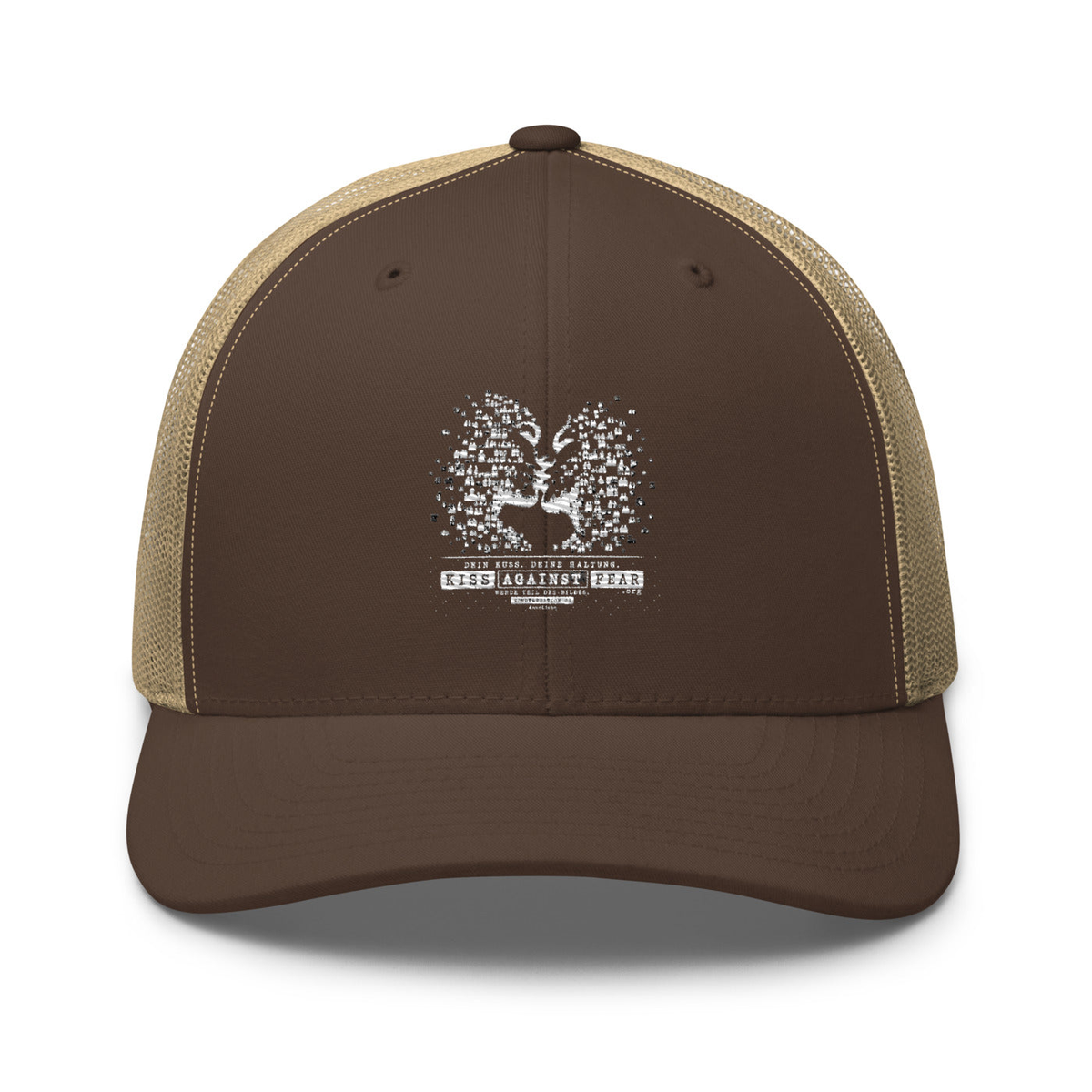 Kiss Against Fear – Deutsch – Retro-Trucker-Cap – Brown/ Khaki – großes Original-Stickmotiv