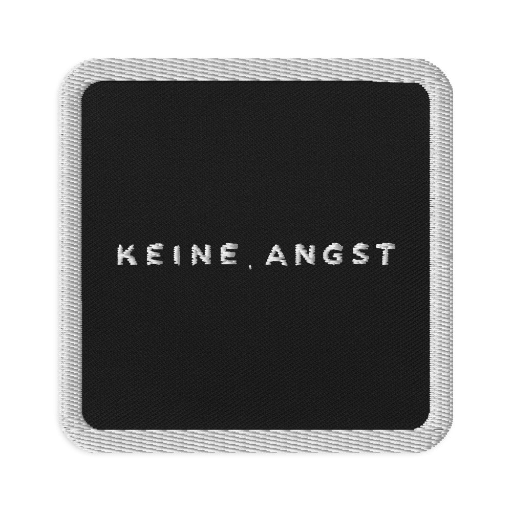 KA Studio Color P516 – Black / Square 3″×3″ / V15560 – Vorderansicht | Originalmotiv | Artwork COLLAGE v3