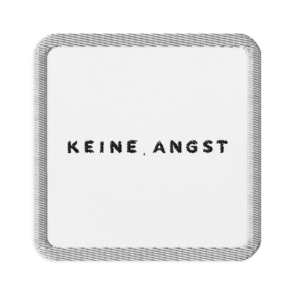 KA Studio Color P516 – White / Square 3″×3″ / V15562 – Vorderansicht | Originalmotiv | Artwork COLLAGE v3