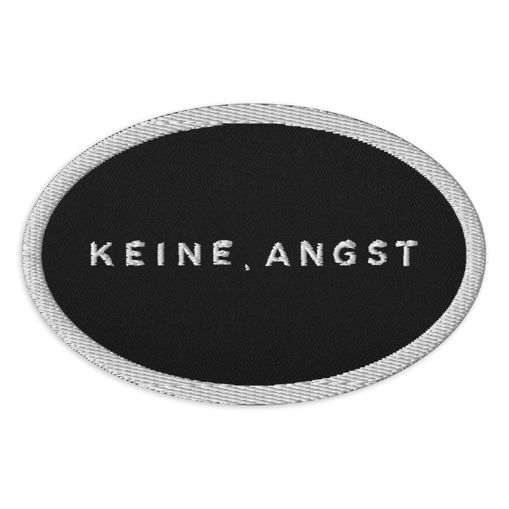 KA Studio Color P1439 – Black / Oval 4″×2.6″ / V44247 – Vorderansicht | Originalmotiv | Artwork COLLAGE v3