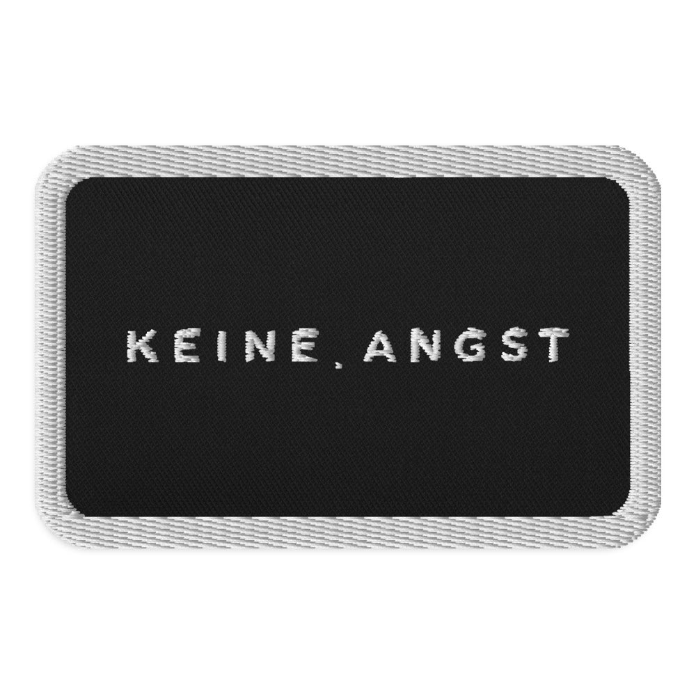KA Studio Color P1439 – Black / Rectangle 3.5″×2.25″ / V44241 – Vorderansicht | Originalmotiv | Artwork COLLAGE v3
