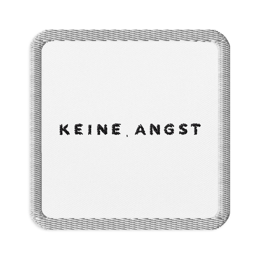 KA Studio Color P1439 – White / Square 3″×3″ / V44244 – Vorderansicht | Originalmotiv | Artwork COLLAGE v3