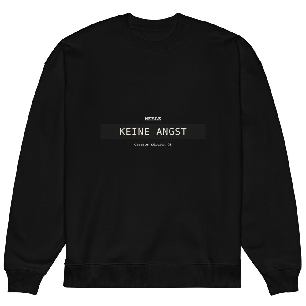 Neele – Oversized Unisex Bio-Pullover · Black · Vorderansicht | Originalmotiv
